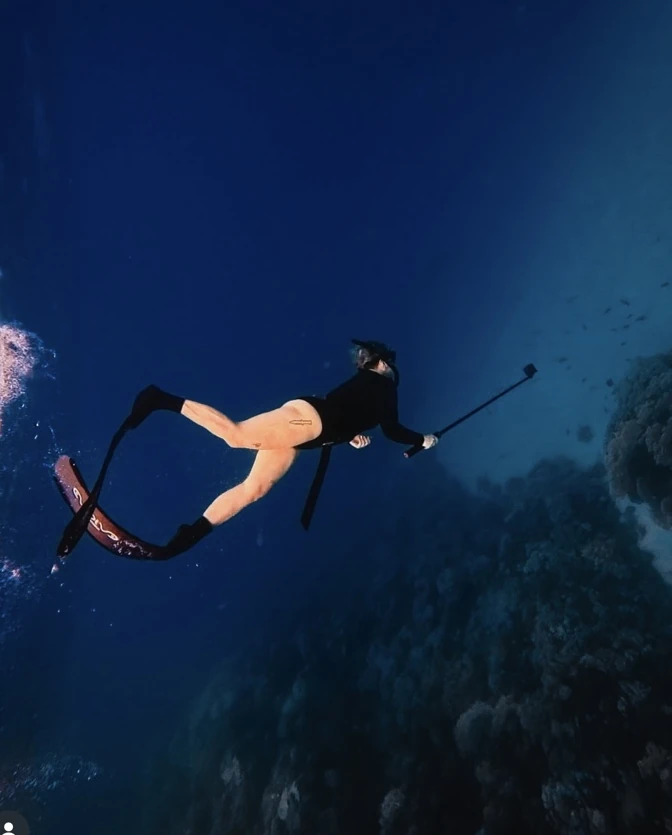 Camilla underwater during Divers for the Ocean collaboration